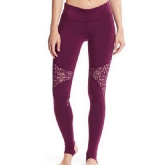 ALO Yoga West Coast Juneberry Stirrup Leggings size small - Picture 1 of 9